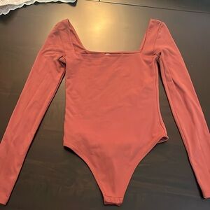 Babaton Aritzia body suit